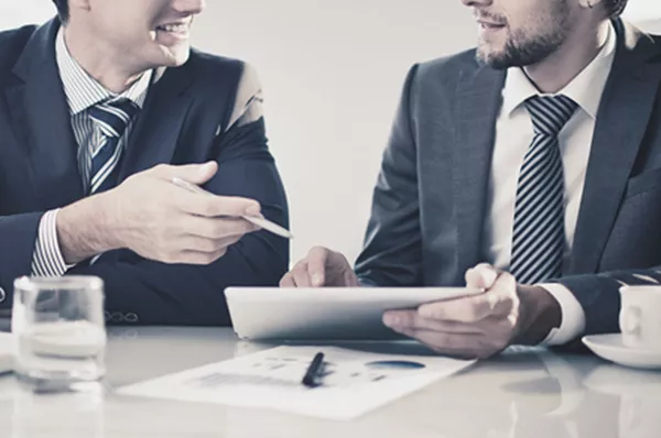 3-Tier Round Crystal Fringe Lamp